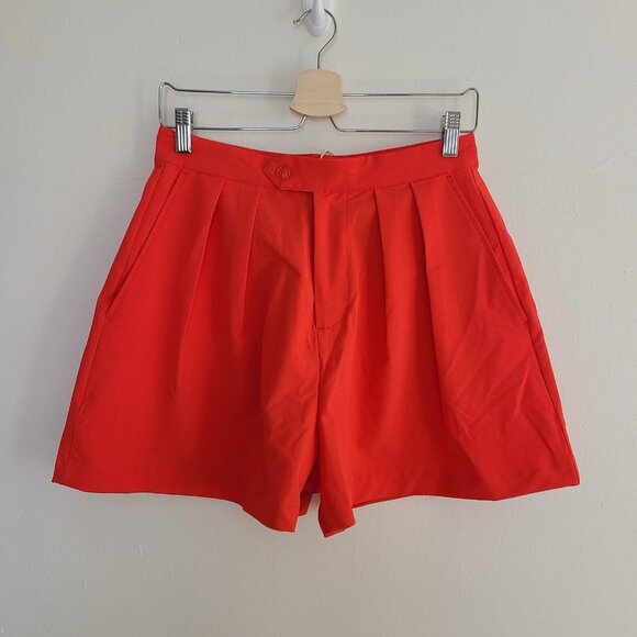 NWT Malbon Golf Women’s Season One Pleated Shorts Red Size 4